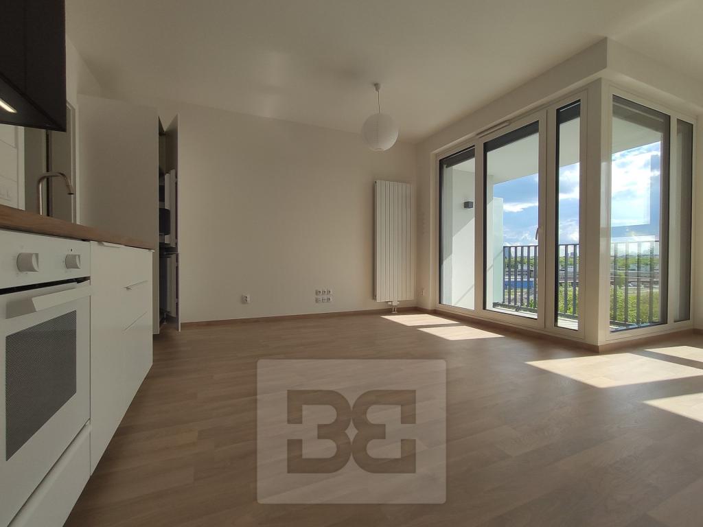 Pronájem bytu 1+kk 37 m2