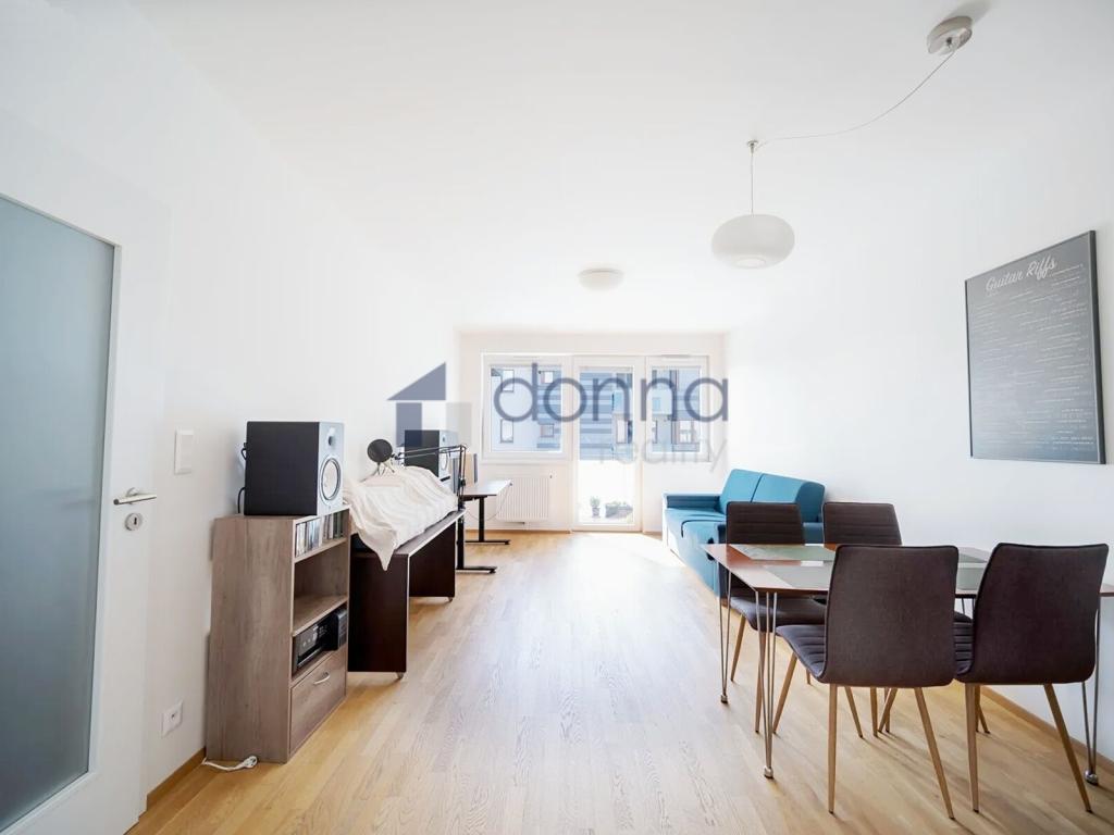 Pronájem bytu 2+kk 57 m2
