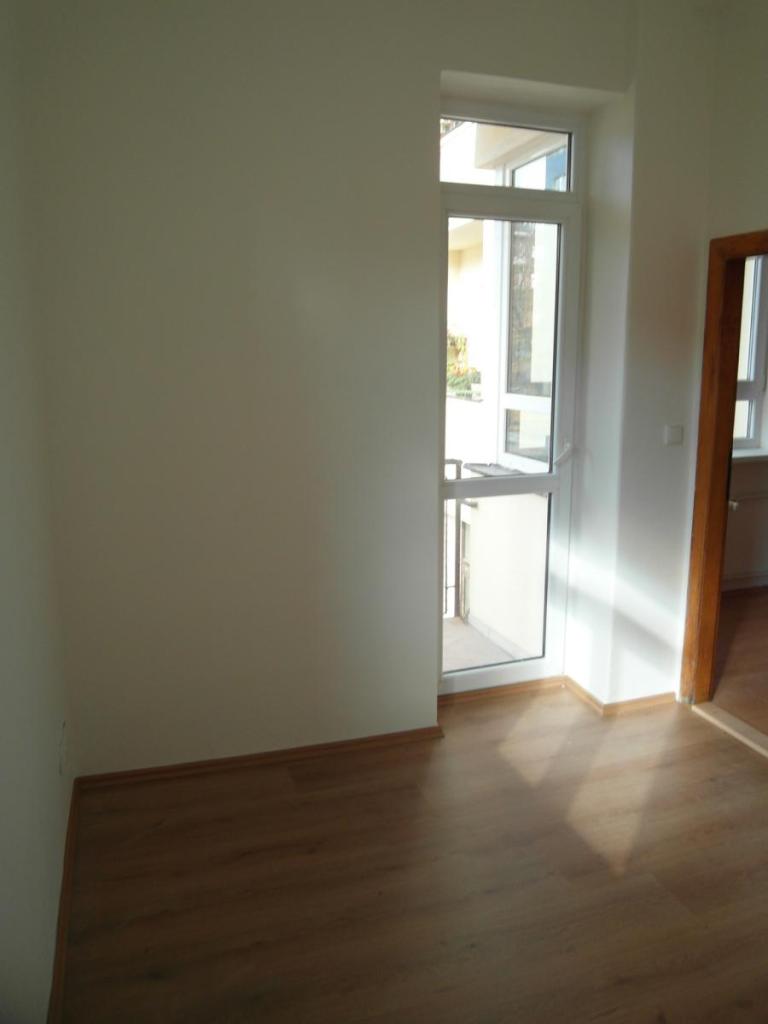 Listing 2