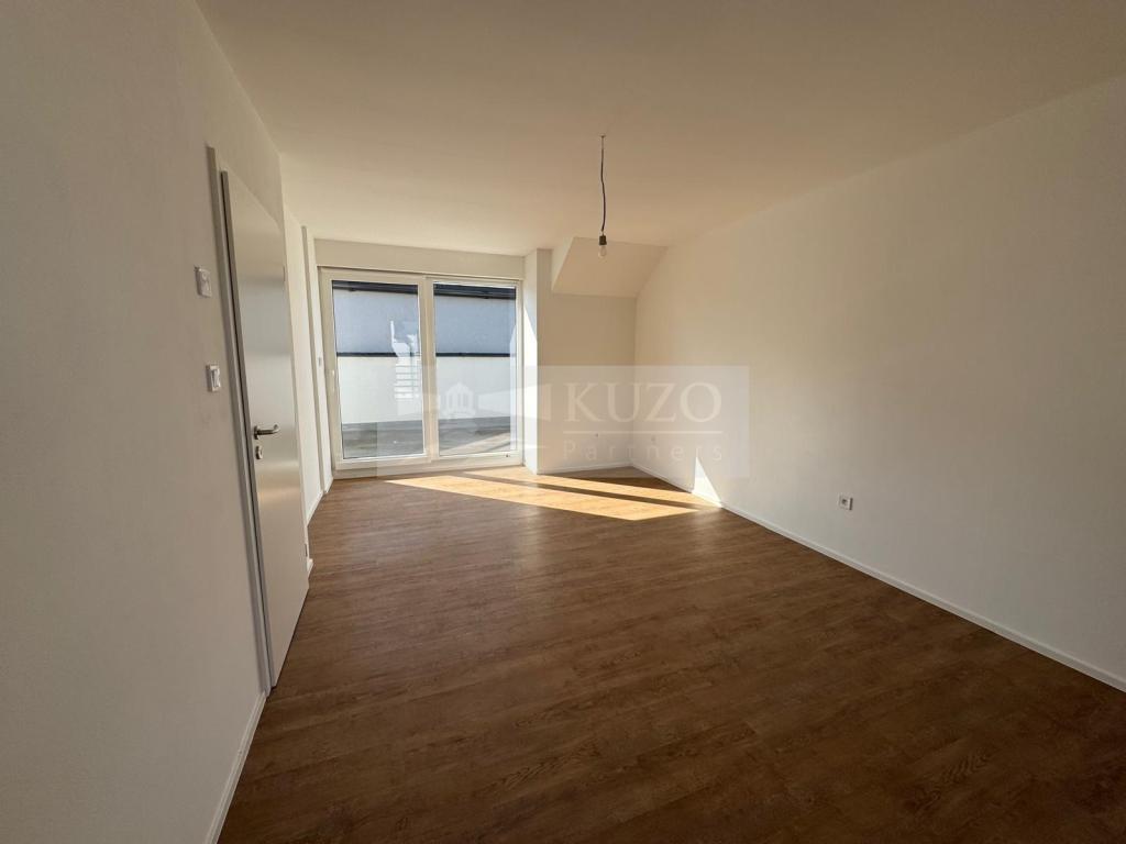 Pronájem domu 165 m2, Mladá Boleslav – náhled fotky 14