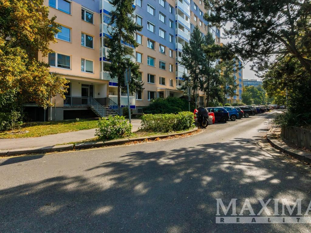 Pronájem bytu 3+kk 67 m2, Praha – náhled fotky 22