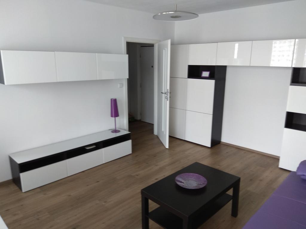 Pronájem 1+kk, Pardubice - kpt. Bartoše, 12000 Kč,