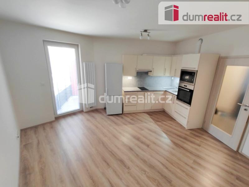 Pronájem bytu 1+kk 34 m2