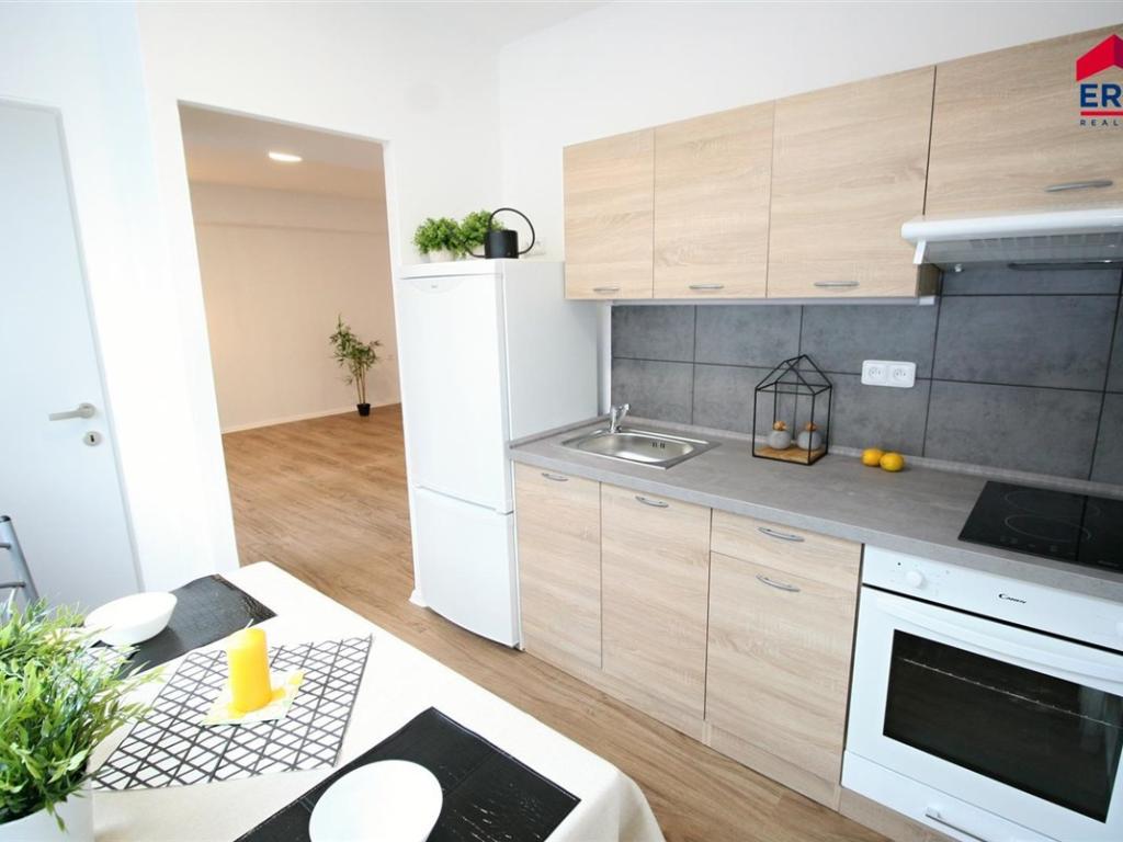 Pronájem bytu 2+1 56 m2