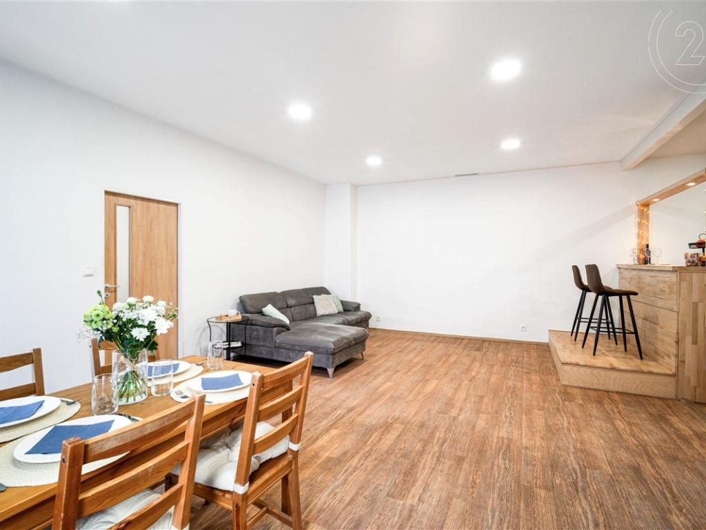 Pronájem bytu 2+kk 70 m2