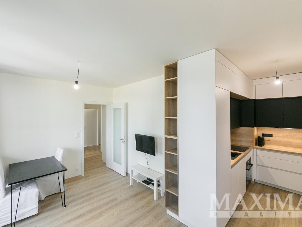 Pronájem bytu 3+kk 62 m2