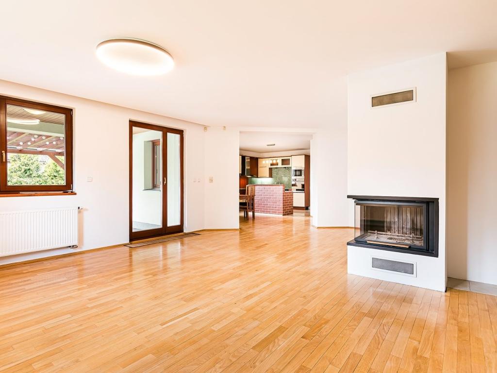 Prodej domu 298 m² – pohled 3