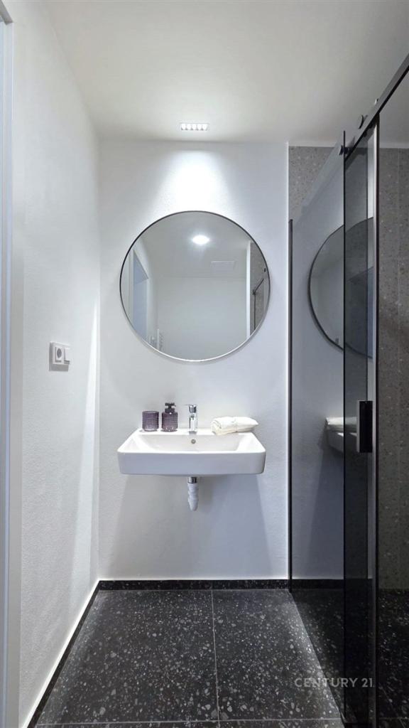 Pronájem bytu 1+kk 36 m2