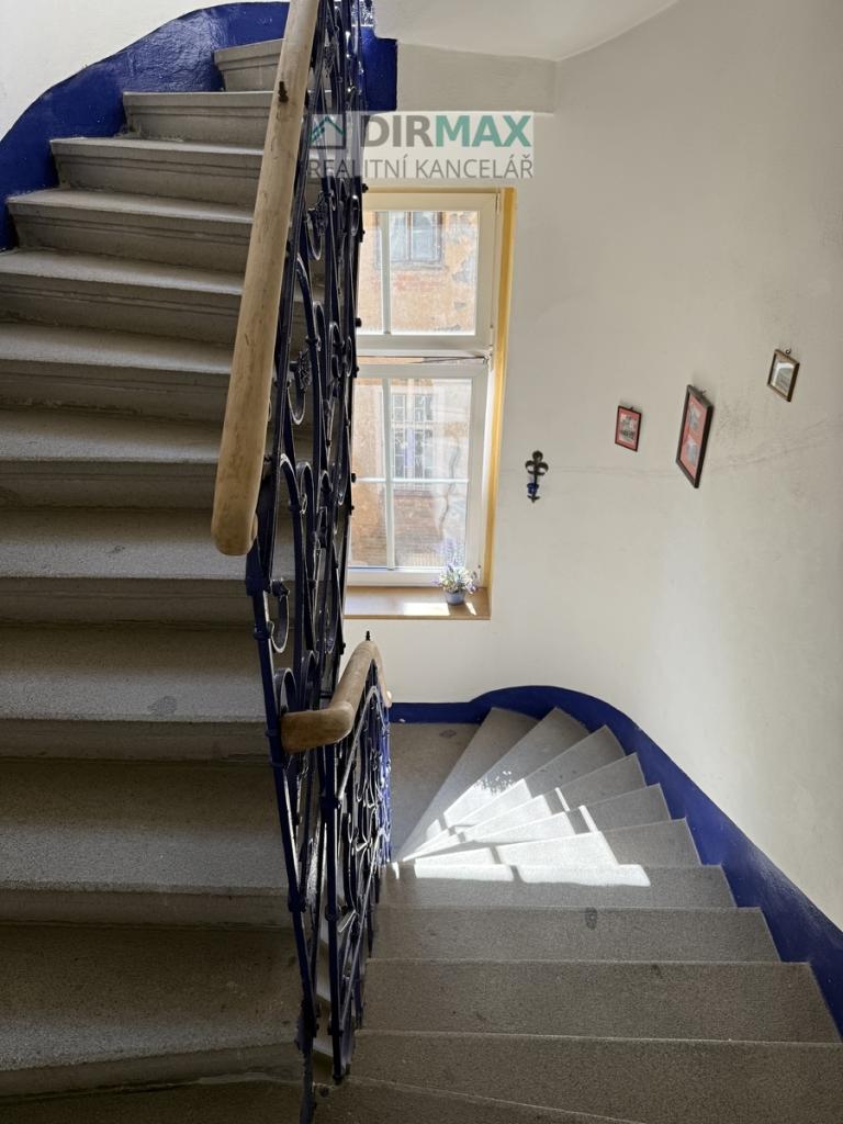 Pronájem bytu 1+1 37 m2