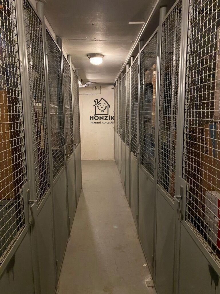 Prodej bytu 1+kk 43 m2, Praha – náhled fotky 14