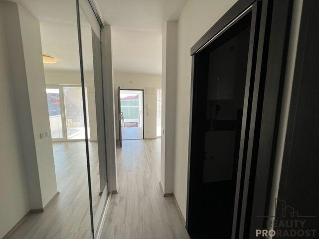 Pronájem bytu 2+kk 40 m2