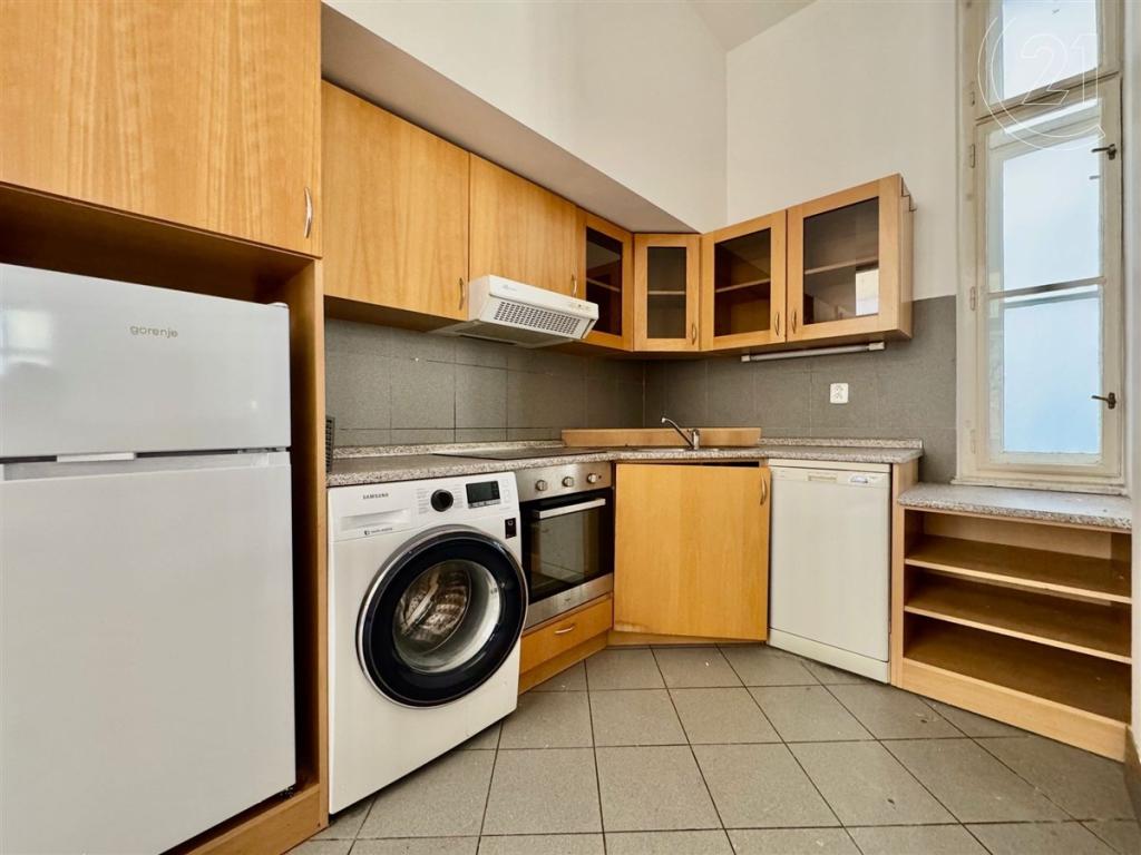 Pronájem bytu 2+kk 66 m2