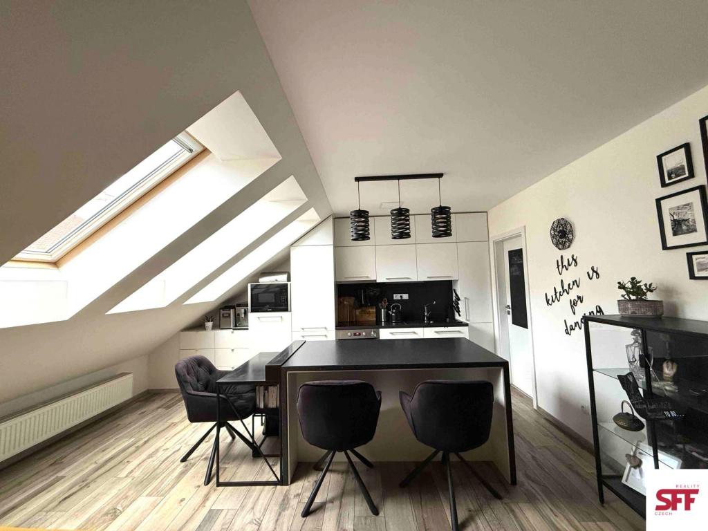 Pronájem bytu 2+kk 72 m2