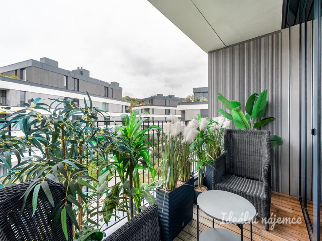 Pronájem bytu 2+kk 58 m2, Praha – náhled fotky 12