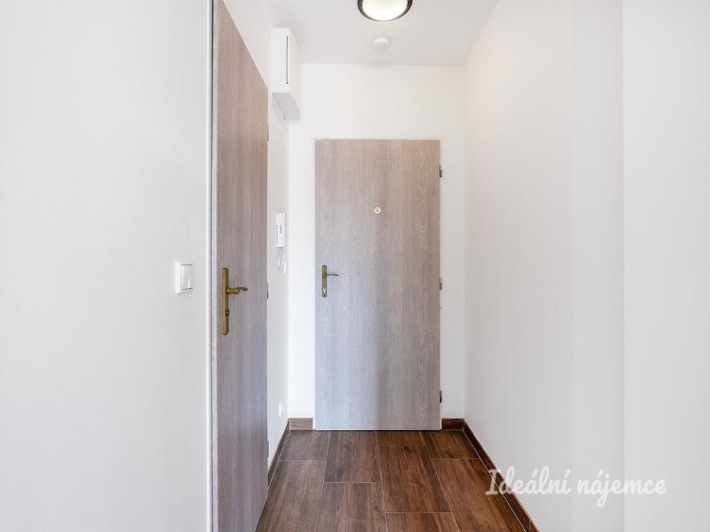 Pronájem bytu 1+kk 23 m2
