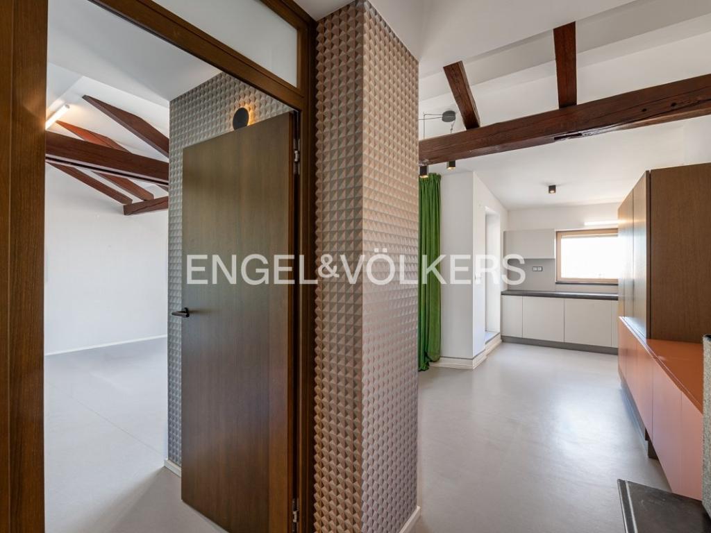 Pronájem bytu 4+kk 120 m2