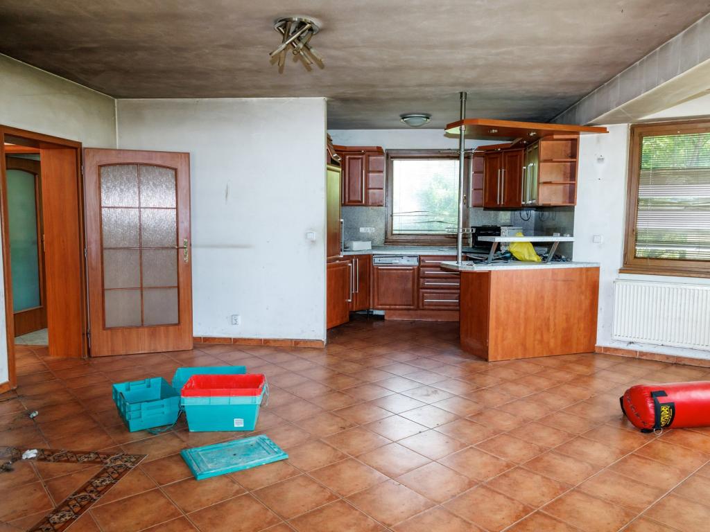 Listing 4