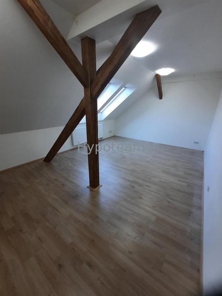 Pronájem bytu 2+kk 75 m2