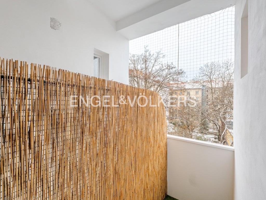 Pronájem bytu 2+kk 51 m² – pohled 6
