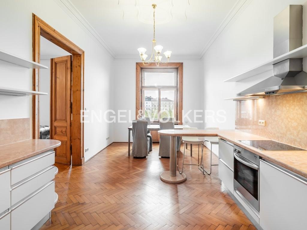 Pronájem bytu 5+1 254 m2