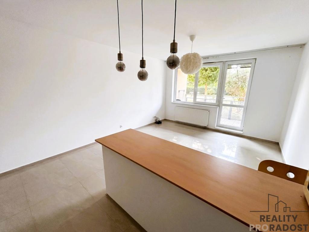 Pronájem bytu 1+kk 34 m2
