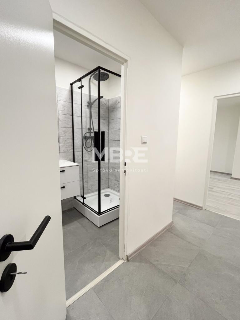 Pronájem bytu 1+1 35 m2