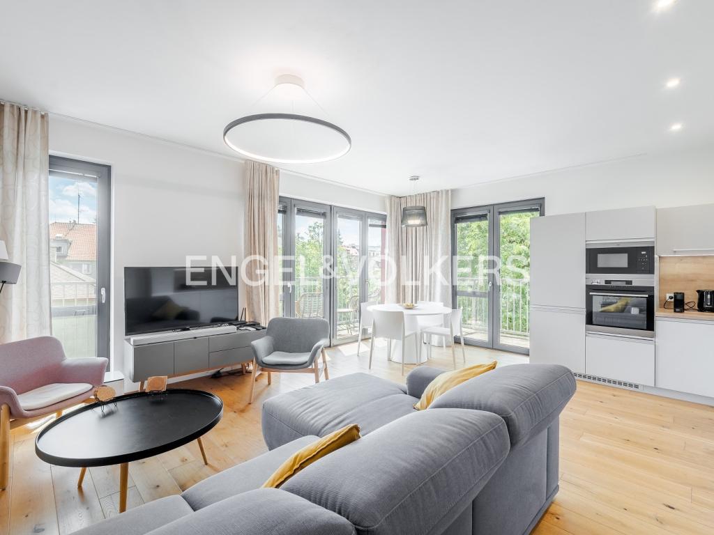 Pronájem bytu 3+kk 93 m2