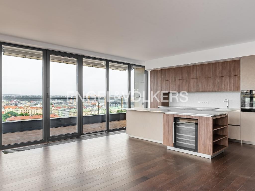 Pronájem bytu 5+kk 230 m2