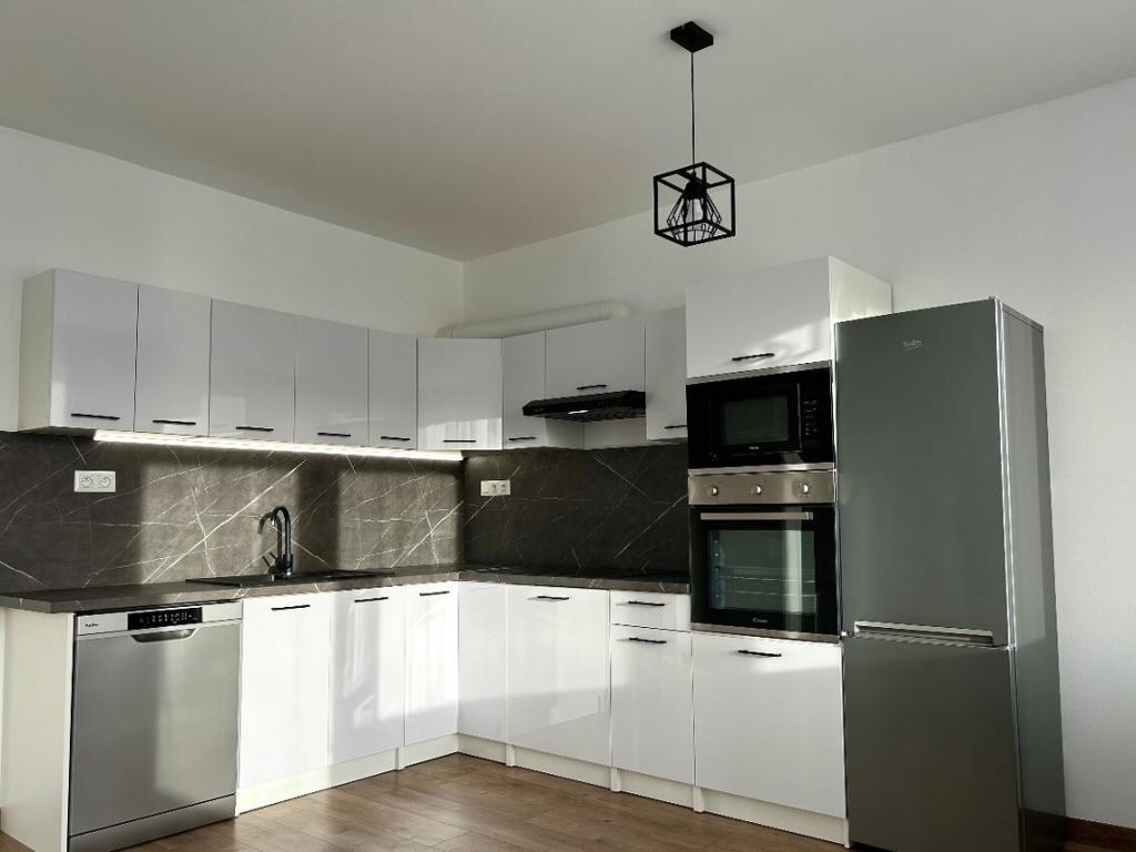 Pronájem bytu 1+1 52 m2