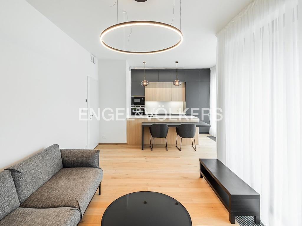 Pronájem bytu 2+kk 65 m2