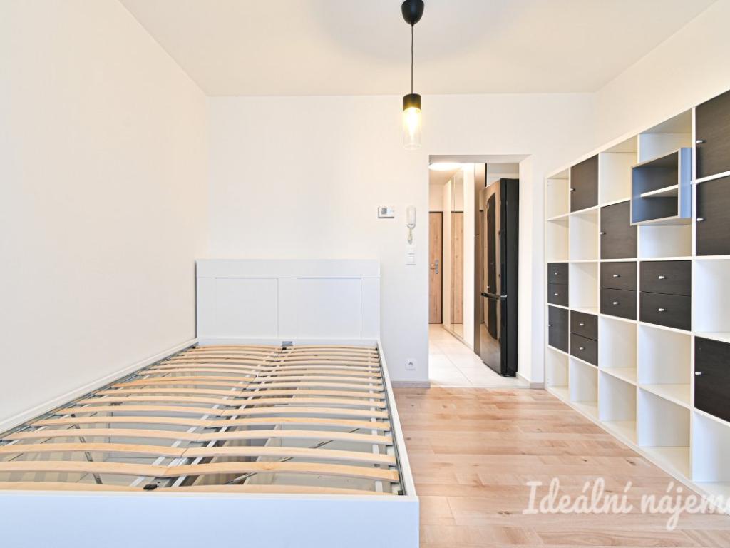 Pronájem bytu 1+1 24 m2
