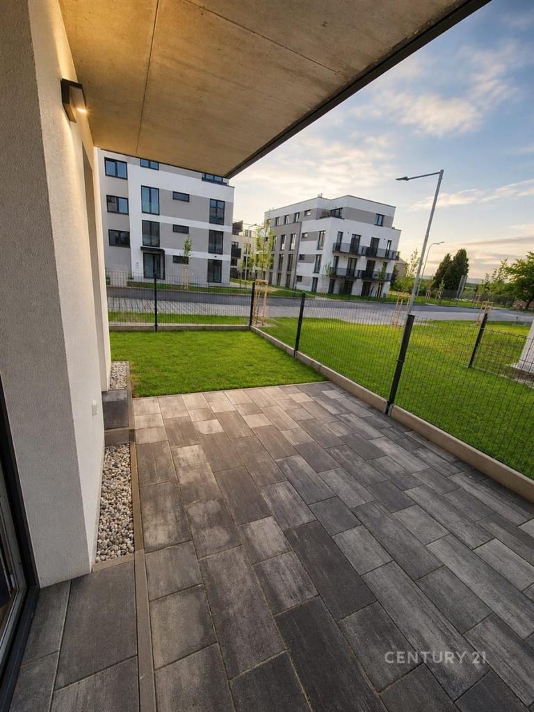 Pronájem bytu 1+kk 39 m2