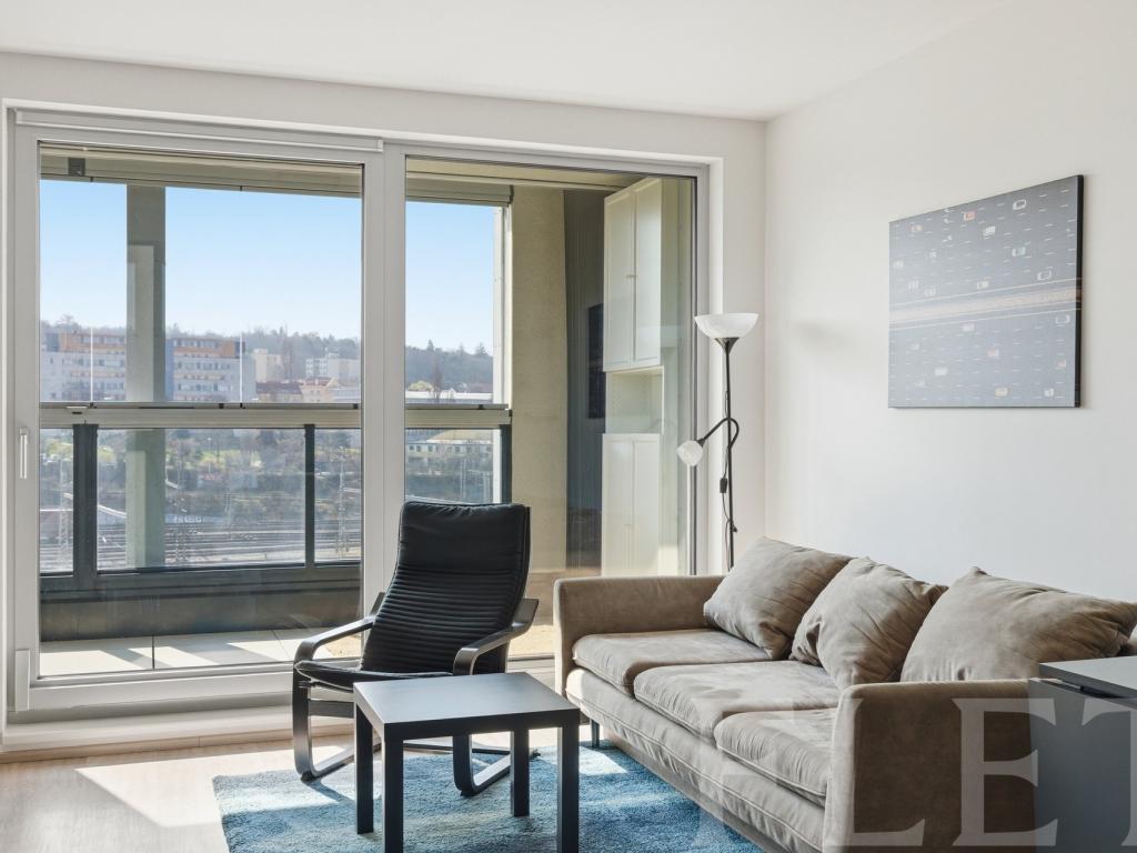 Pronájem bytu 1+kk 33 m2