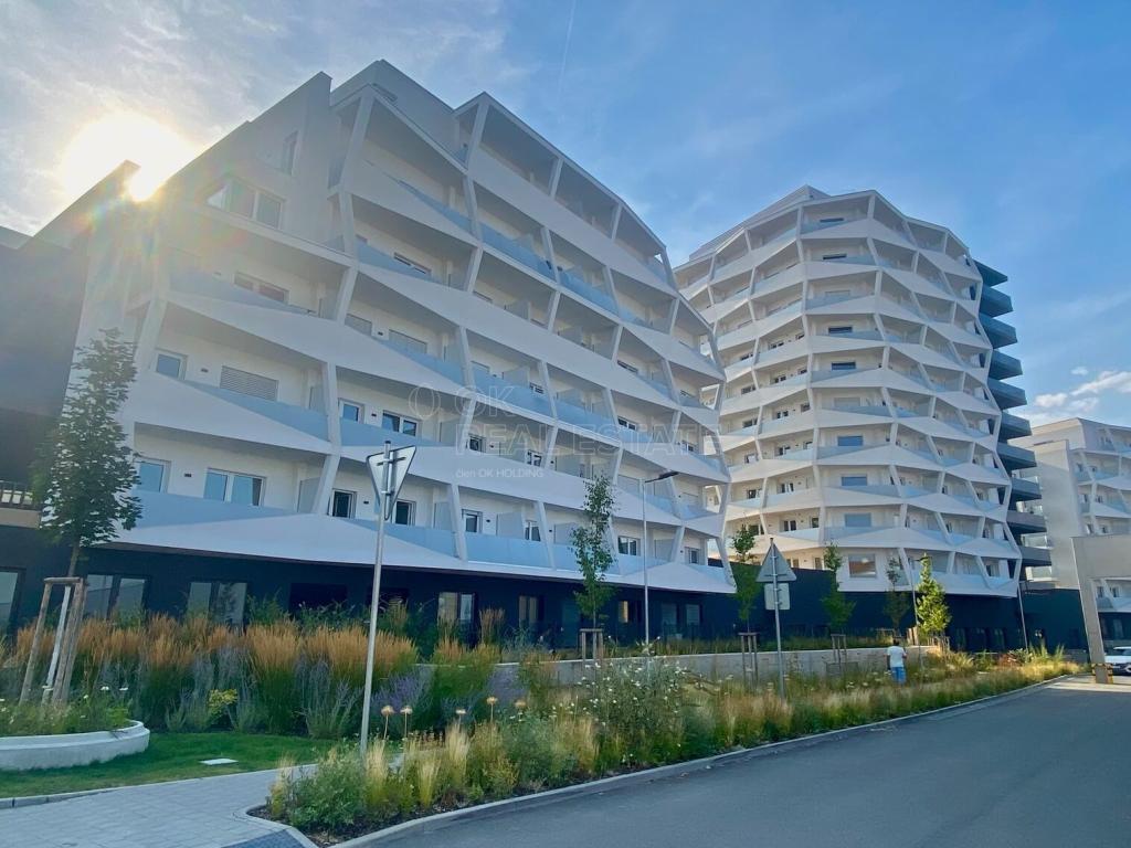 Pronájem bytu 2+kk 52 m2