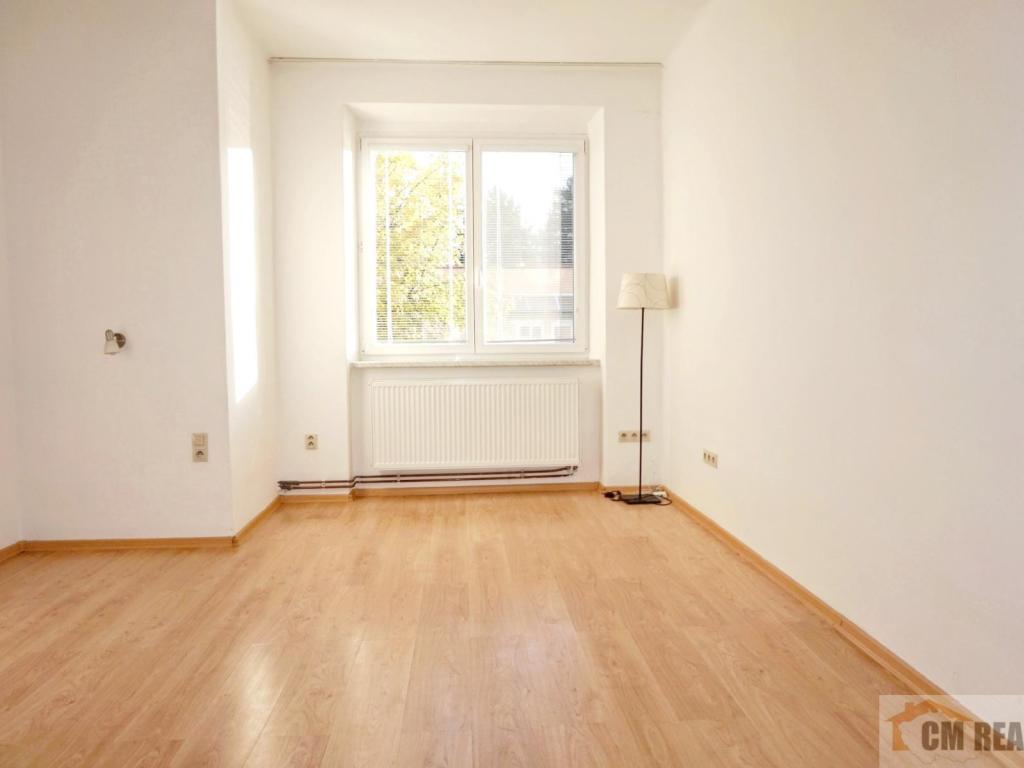 Pronájem bytu 1+1 43 m2