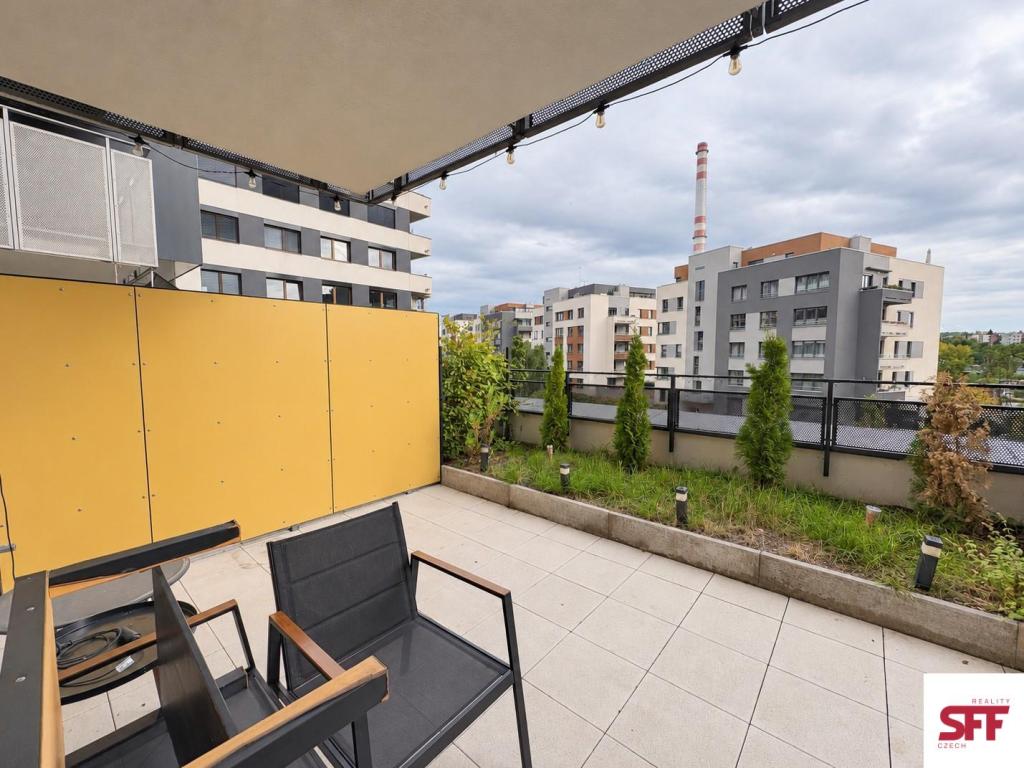Pronájem bytu 1+kk 36 m2, Praha – náhled fotky 4