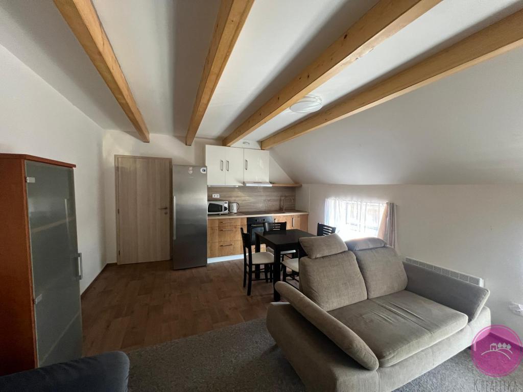 Pronájem bytu 2+kk 42 m2