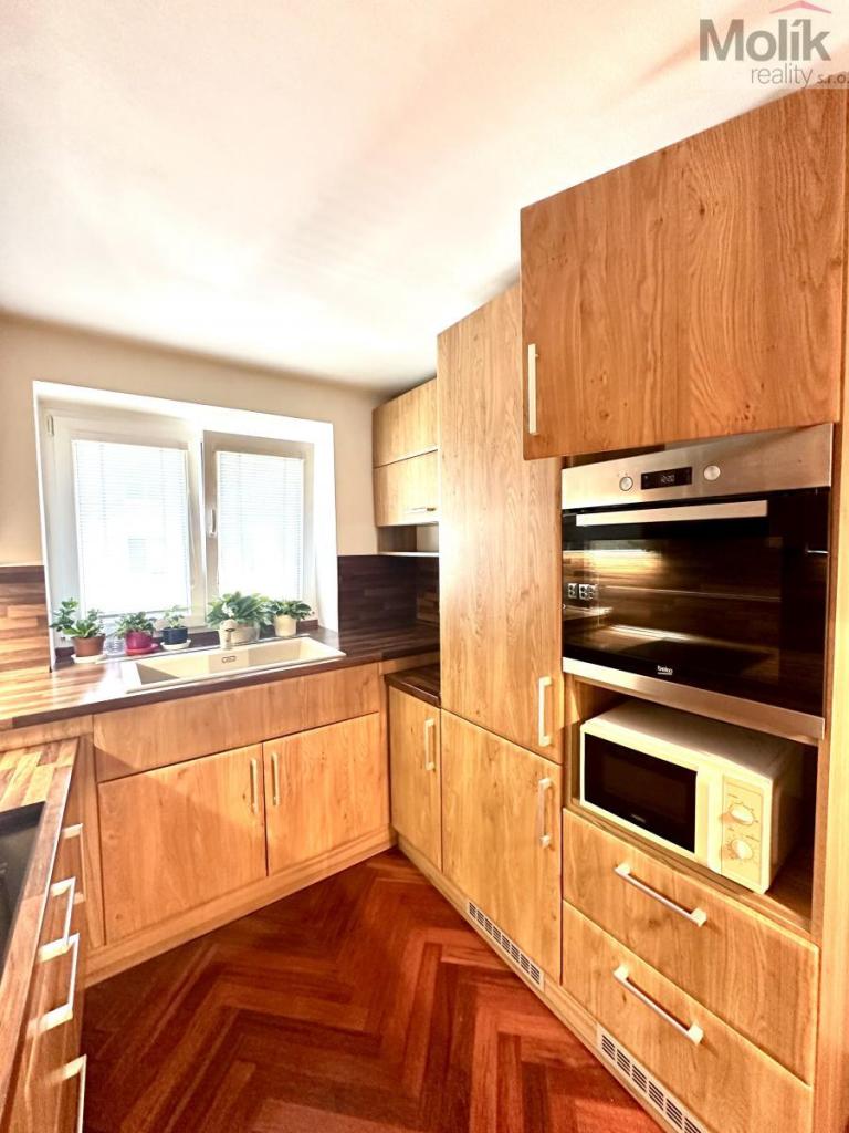 Pronájem bytu 2+1 56 m2