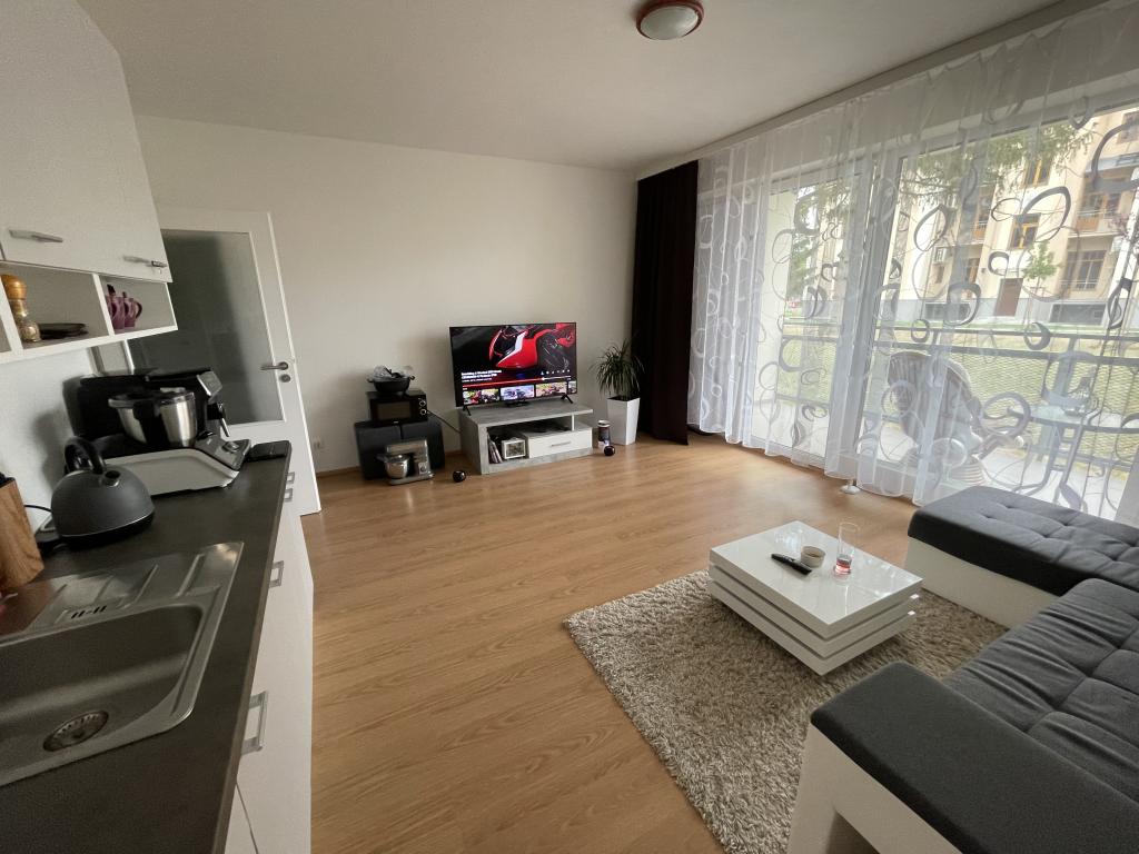 Pronájem bytu 1+kk 37 m2