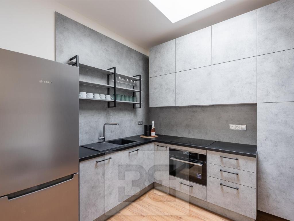 Pronájem bytu 2+kk 60 m2