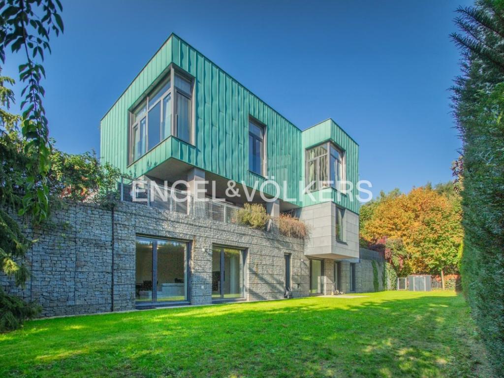 Pronájem bytu 5+kk 139 m2, Praha – náhled fotky 13