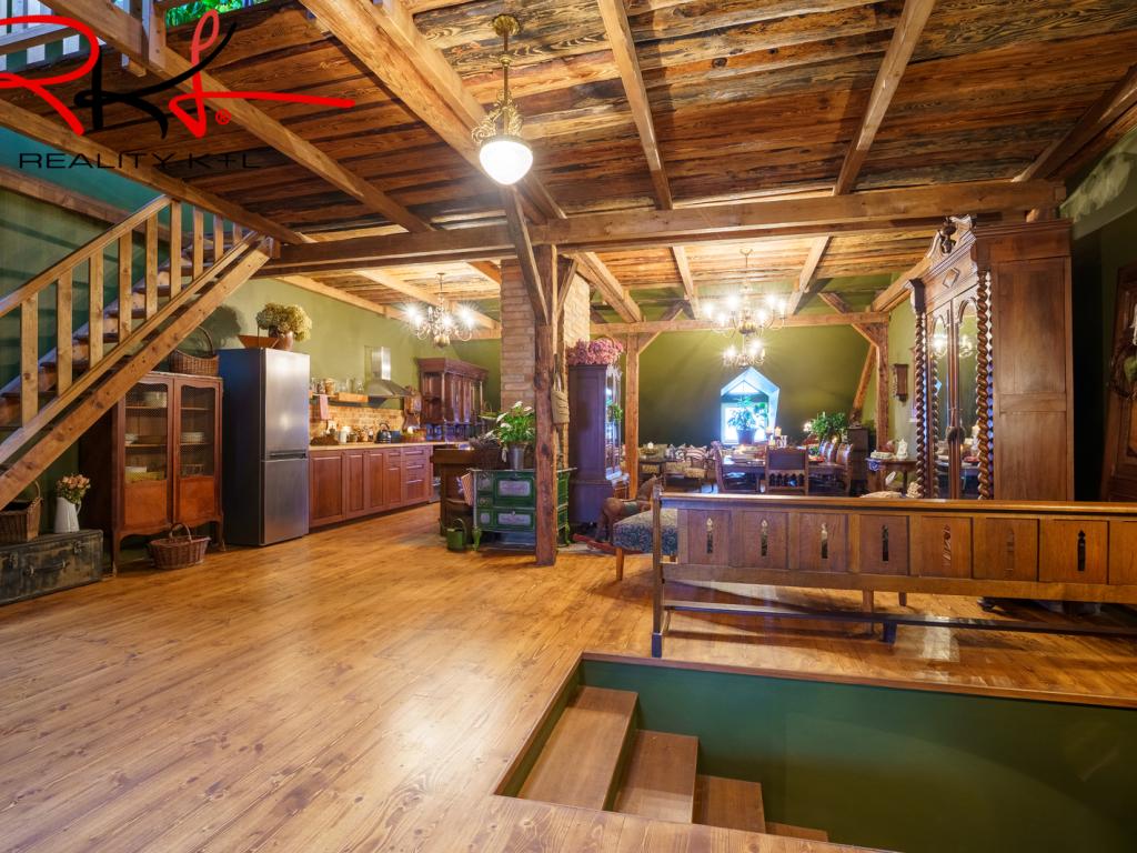 Pronájem bytu 2+kk 129 m2