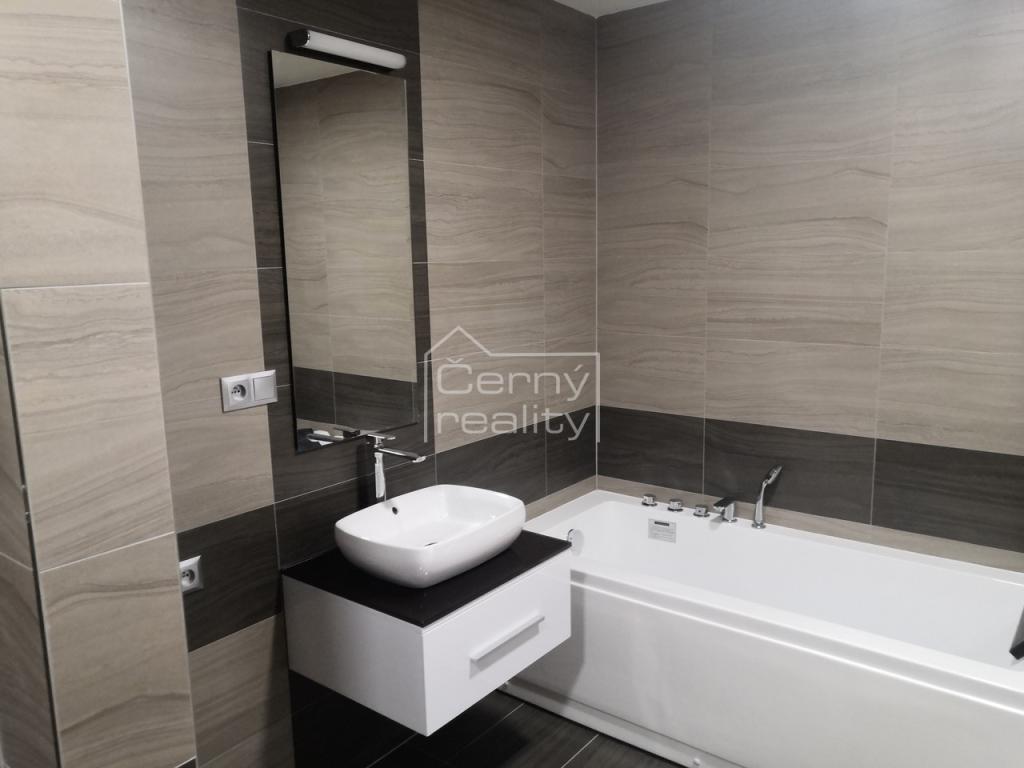 Pronájem bytu 2+kk 60 m2