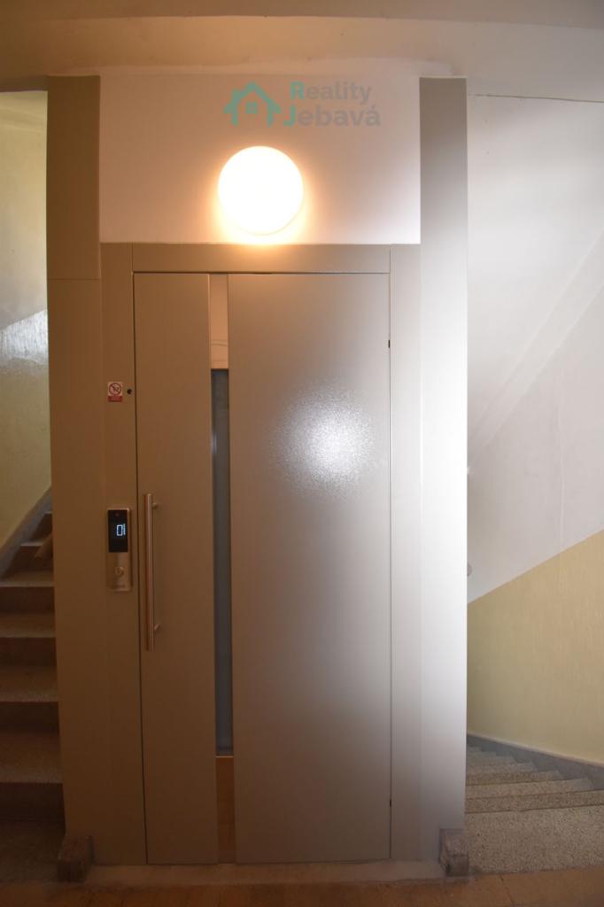 Pronájem bytu 2+1 53 m2, Chrudim – náhled fotky 16