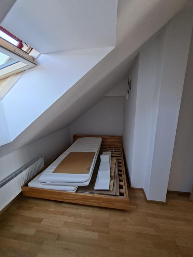 Prodej bytu 2+kk 74 m2, Praha – náhled fotky 11