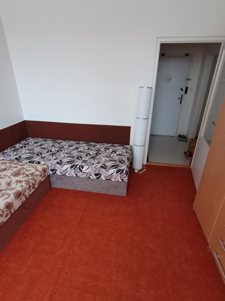 Spolubydleni bytu 1 lůžko 57 m2