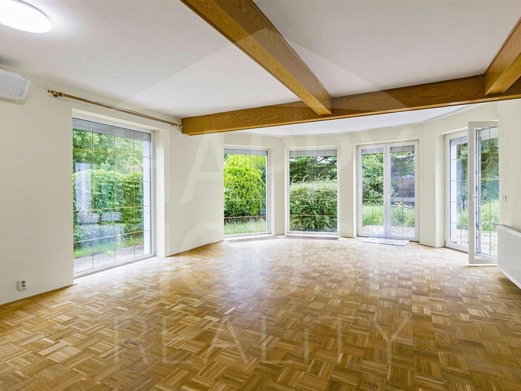 Pronajem bytu dům 351 m2