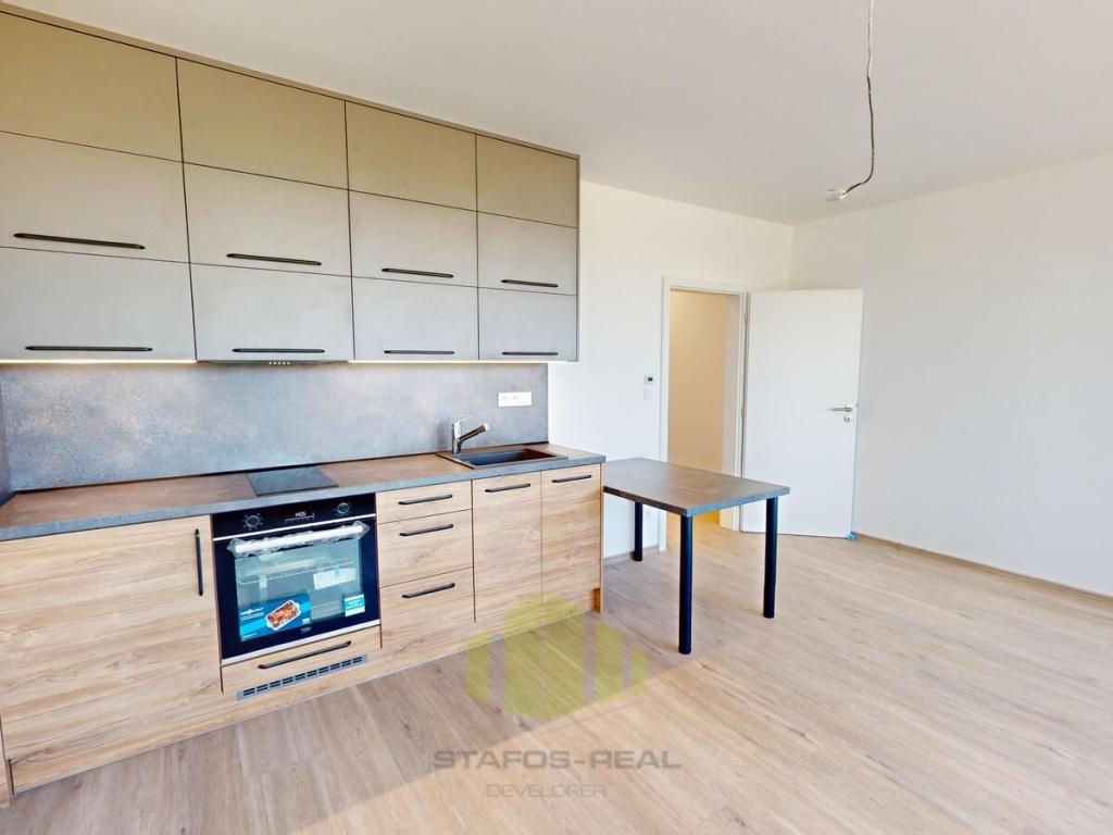 Pronájem bytu 1+kk 34 m2