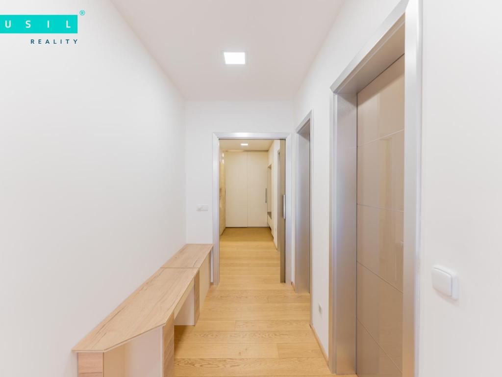 Pronájem bytu 4+kk 151 m2, Olomouc – náhled fotky 16