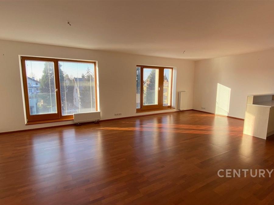 Pronájem bytu 4+kk 144 m2